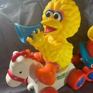 Vintage Sesame Street, Pull toy, featuring big bird, Elmo and Ernie